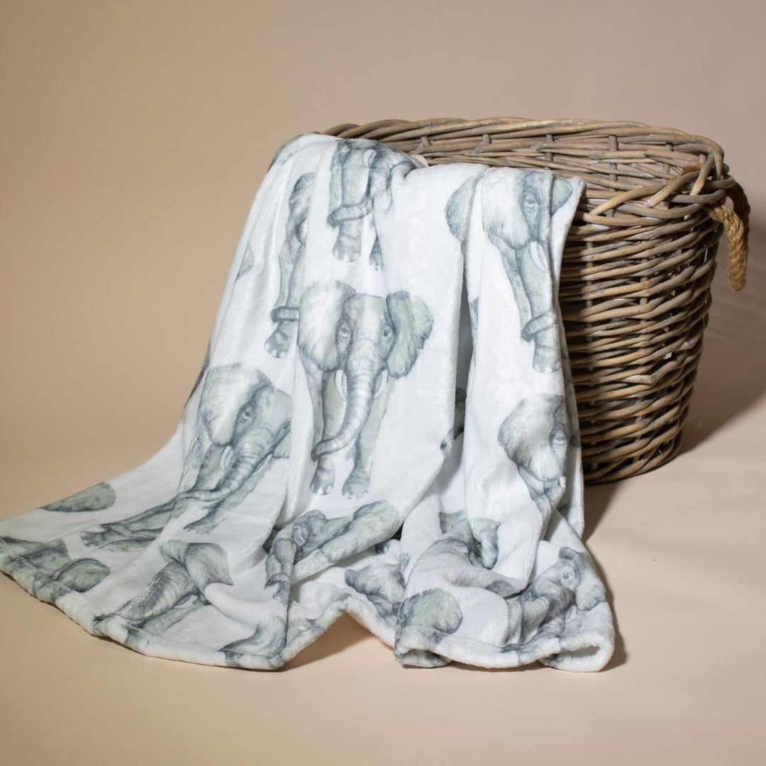 TRS Elephant Stomp Throw - Grey/White