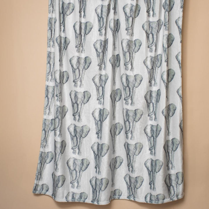 TRS Elephant Stomp Throw - Grey/White