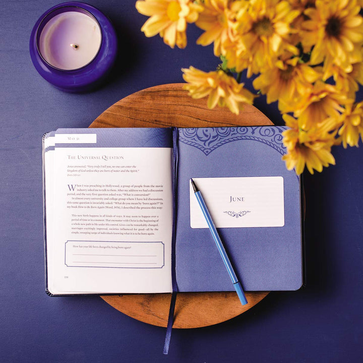 Peace for Each Day: Daily Devotions to Comfort Your Soul and Calm Your Mind