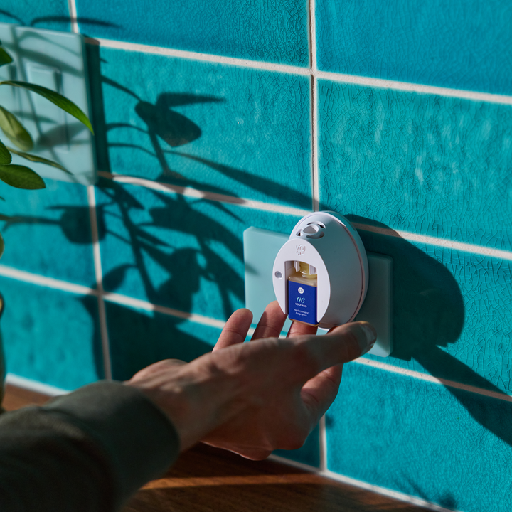 Pura Mini™ Smart Home Fragrance Diffuser