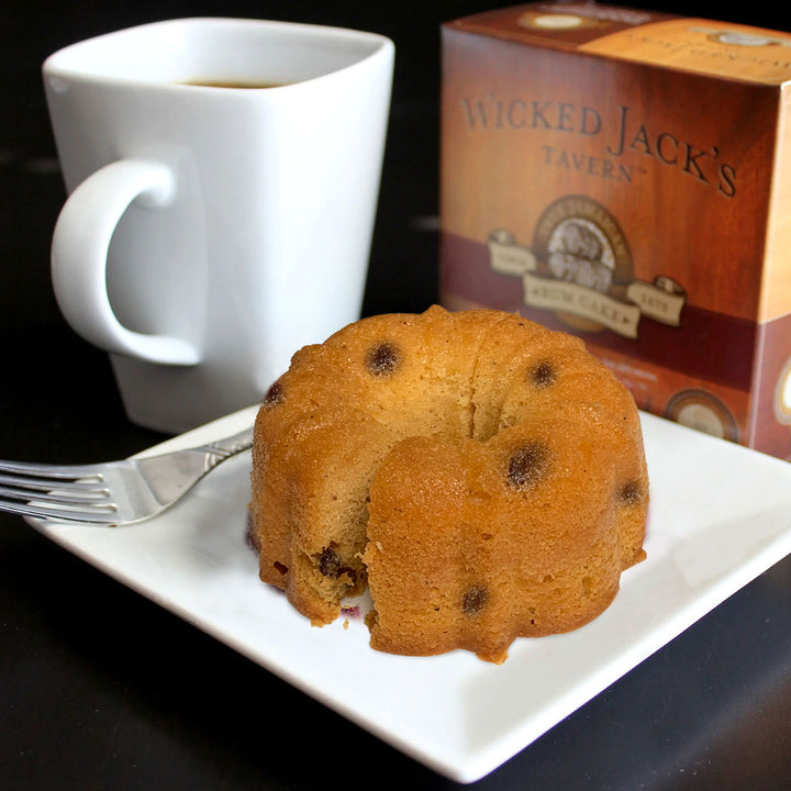 Wicked Jack's Tavern® Jamaica Rum Raisin Cake - 4 oz (Serves 1)