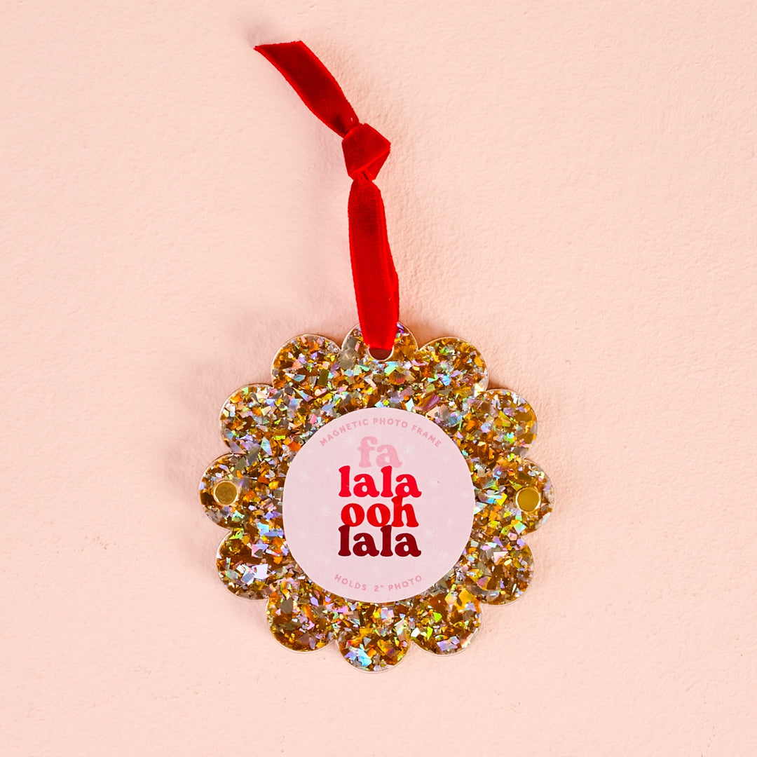 The Darling Effect Scalloped Round Picture Frame Ornament - Gold Glitter