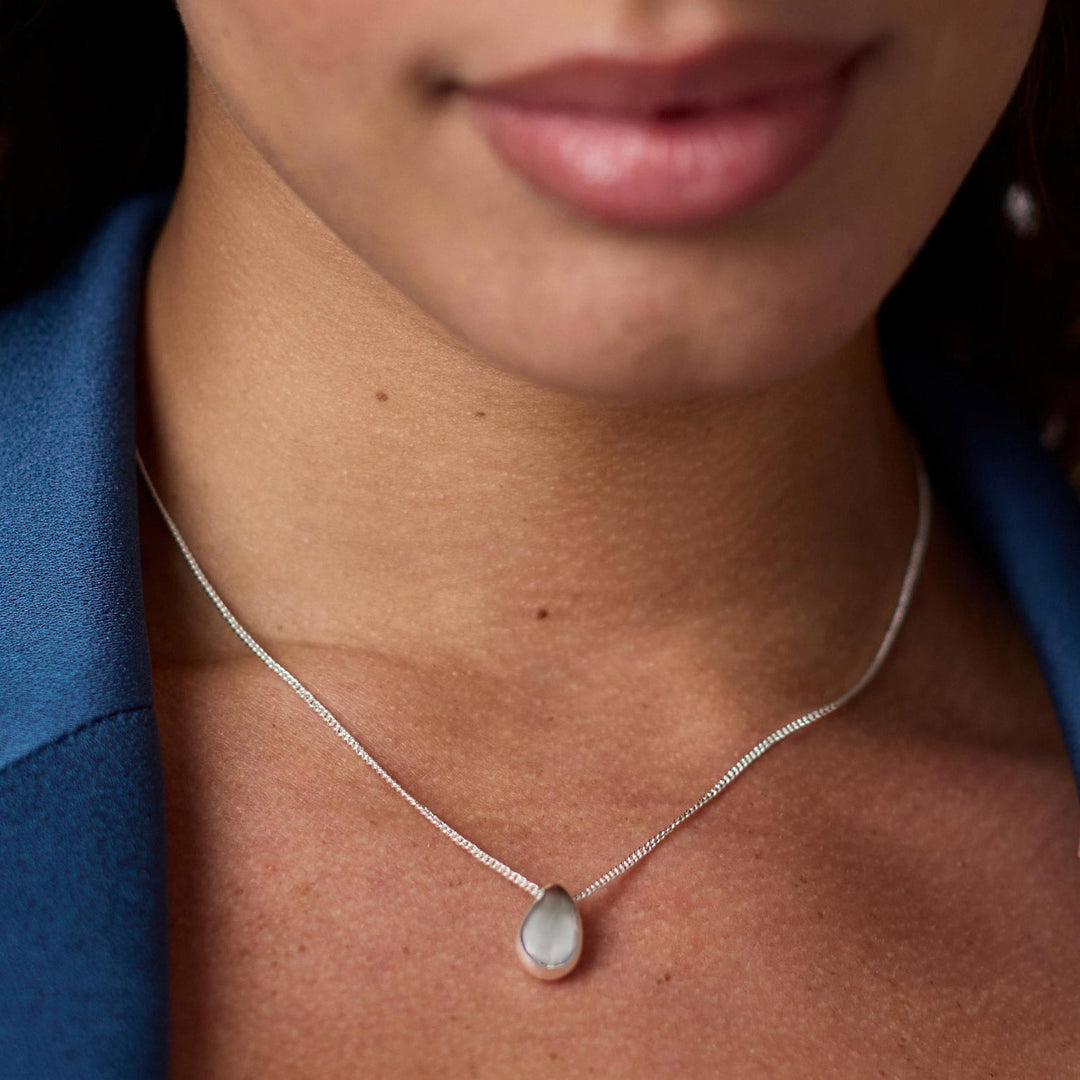 Julie Vos Wave Delicate Necklace - Silver