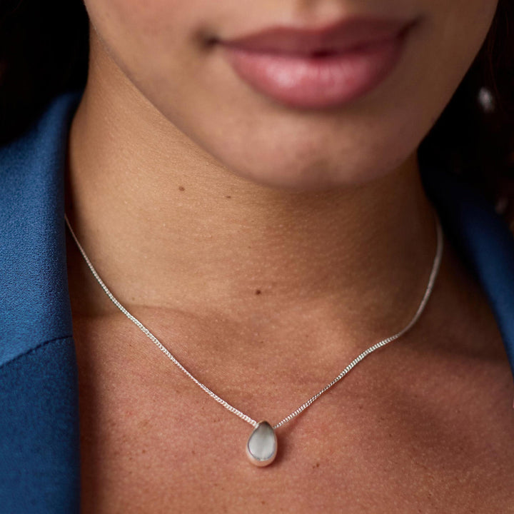 Julie Vos Wave Delicate Necklace - Silver