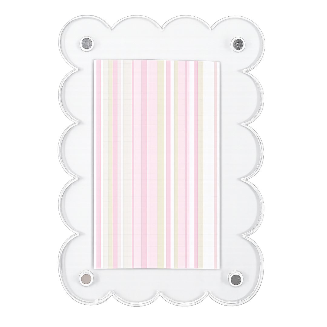Scallop Frame Magnetic 3 x 4 - Clear