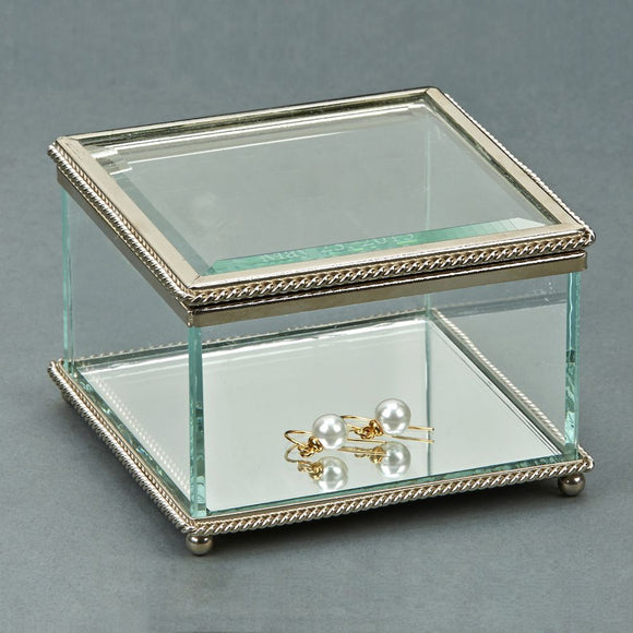 Square Glass Box w/Hindged Cover 3.75
